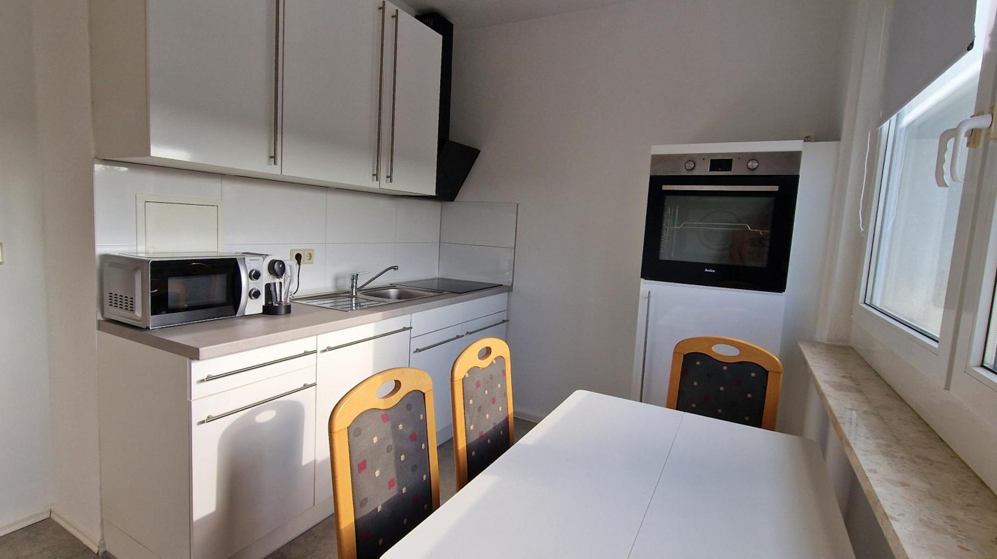 2 Bedroom Cityview Apartment Ps5-Qled Tv-Parking Chemnitz Esterno foto